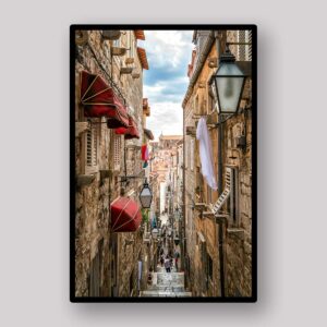 Narrow Laundry Alley